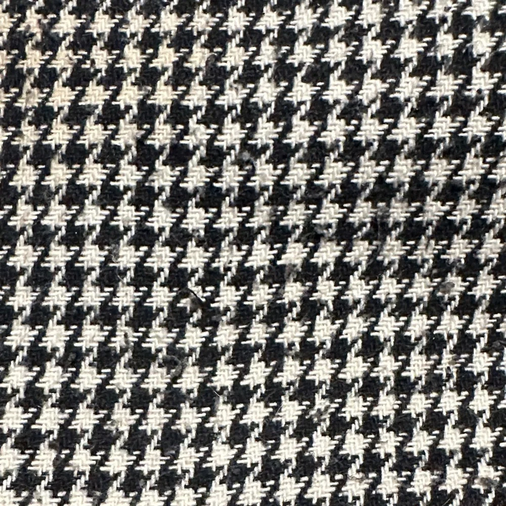 Kavu Houndstooth Crossbody Bag with Red Zipper‎
